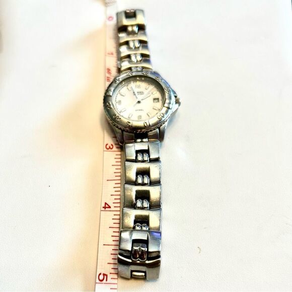 EUC Fossil Silver Steel Watch - Picture 3 of 5